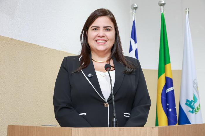 Vereadora Amanda Pires intensifica esforços para revitalização da Quadra da Praça do Conjunto Boa Vista em Timon