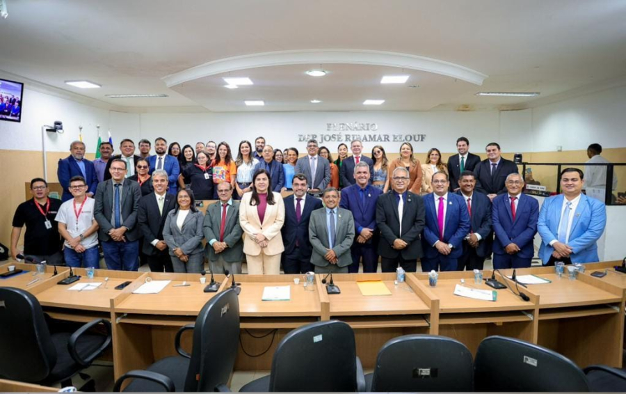 Câmara aprova reestruturação do Magistério e garante avanços históricos aos professores de Timon