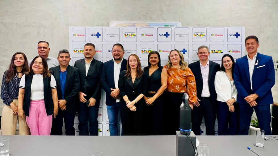 Rafael Brito discute repactuação da rede de urgência e emergência em reunião no Ministério da Saúde