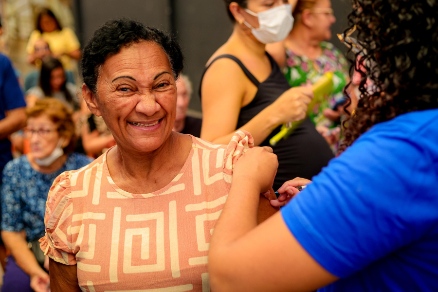 Prefeitura de Timon inicia campanha de vacinação contra a influenza no Cocais Shopping