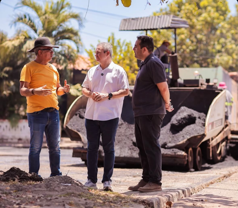 Prefeitura avança com drenagem e novo asfalto em ruas do Conjunto Boa Vista