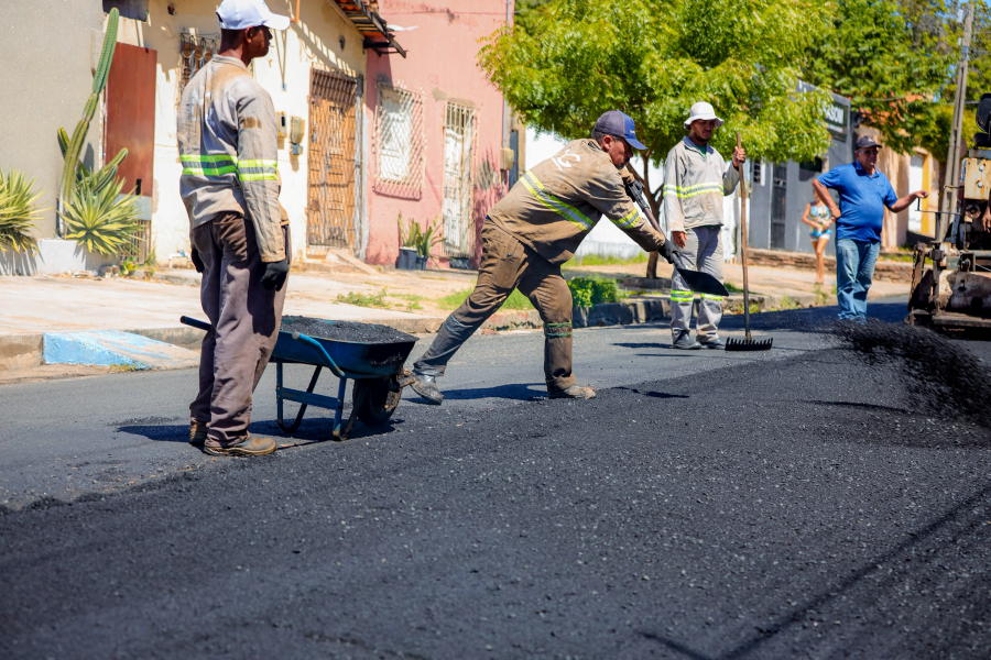 Timon alcança mais de 154 mil metros quadrados de vias pavimentadas em 19 bairros da cidade